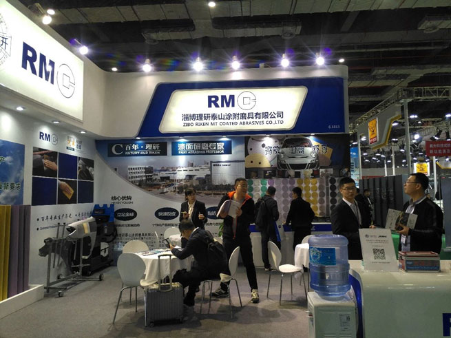 Le CMR est apparu à Automechanika Shanghai Fair