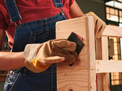 Outils essentiels pour le travail du bois: Bloc de ponçage pour les meubles