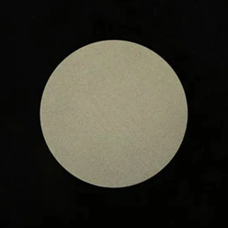 Quels types de matériaux peuvent être utilisés avec une éponge de meulage?