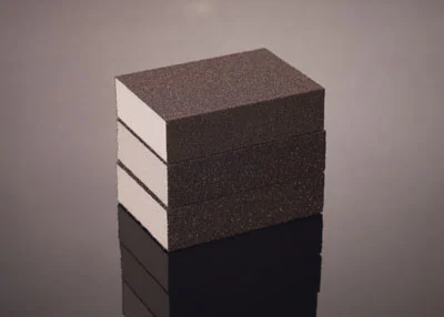 Bloc de ponçage anglé